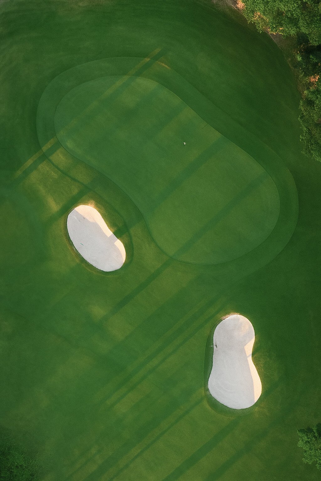 Top down foto van hole 3 Backyard uit de reeks Het Kasteel - RGCO